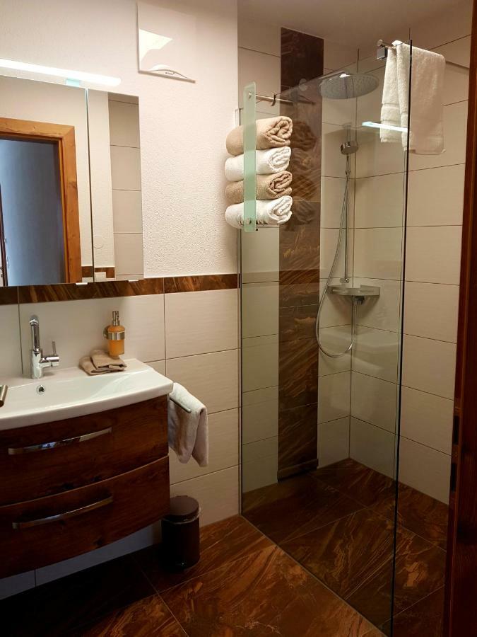 Simone Apartment *